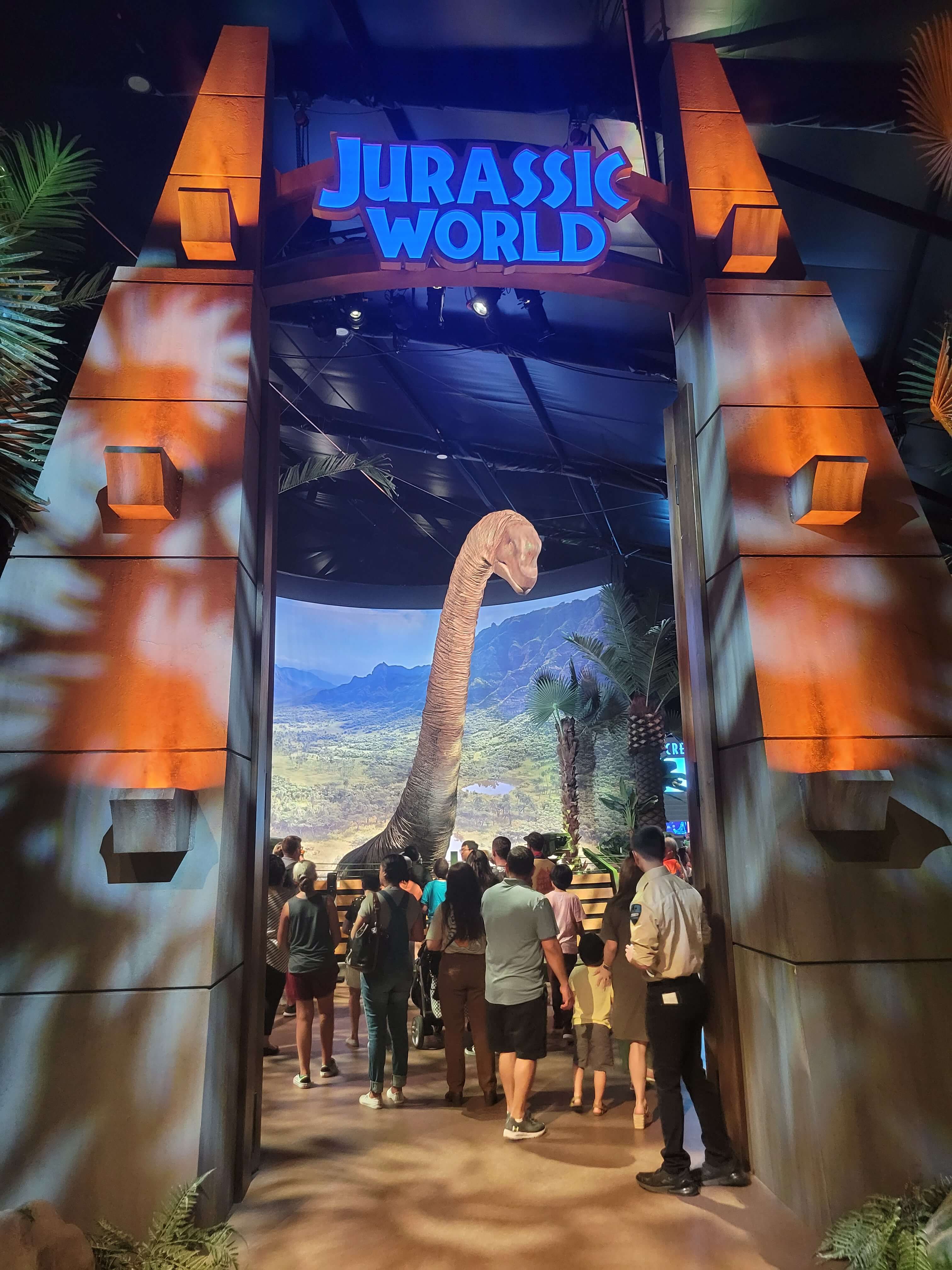 Inside Jurassic World: The Exhibition | Jurassic World Alive Wiki ...